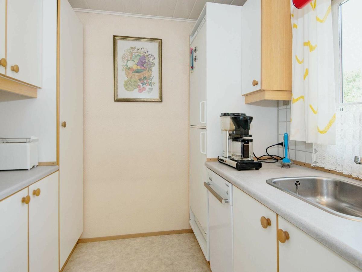 4 Person Holiday Home In 哈泽斯莱乌 外观 照片