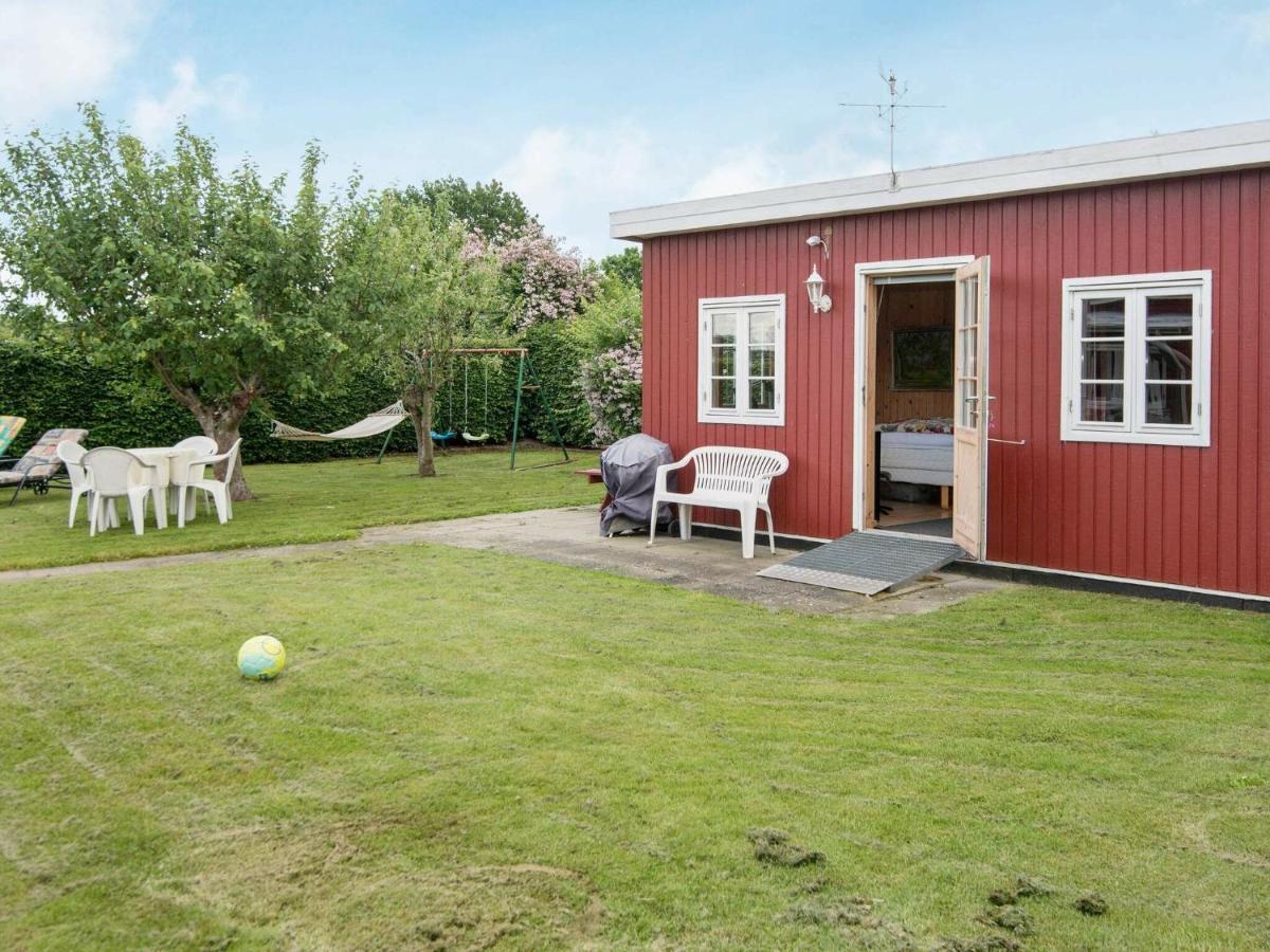 4 Person Holiday Home In 哈泽斯莱乌 外观 照片