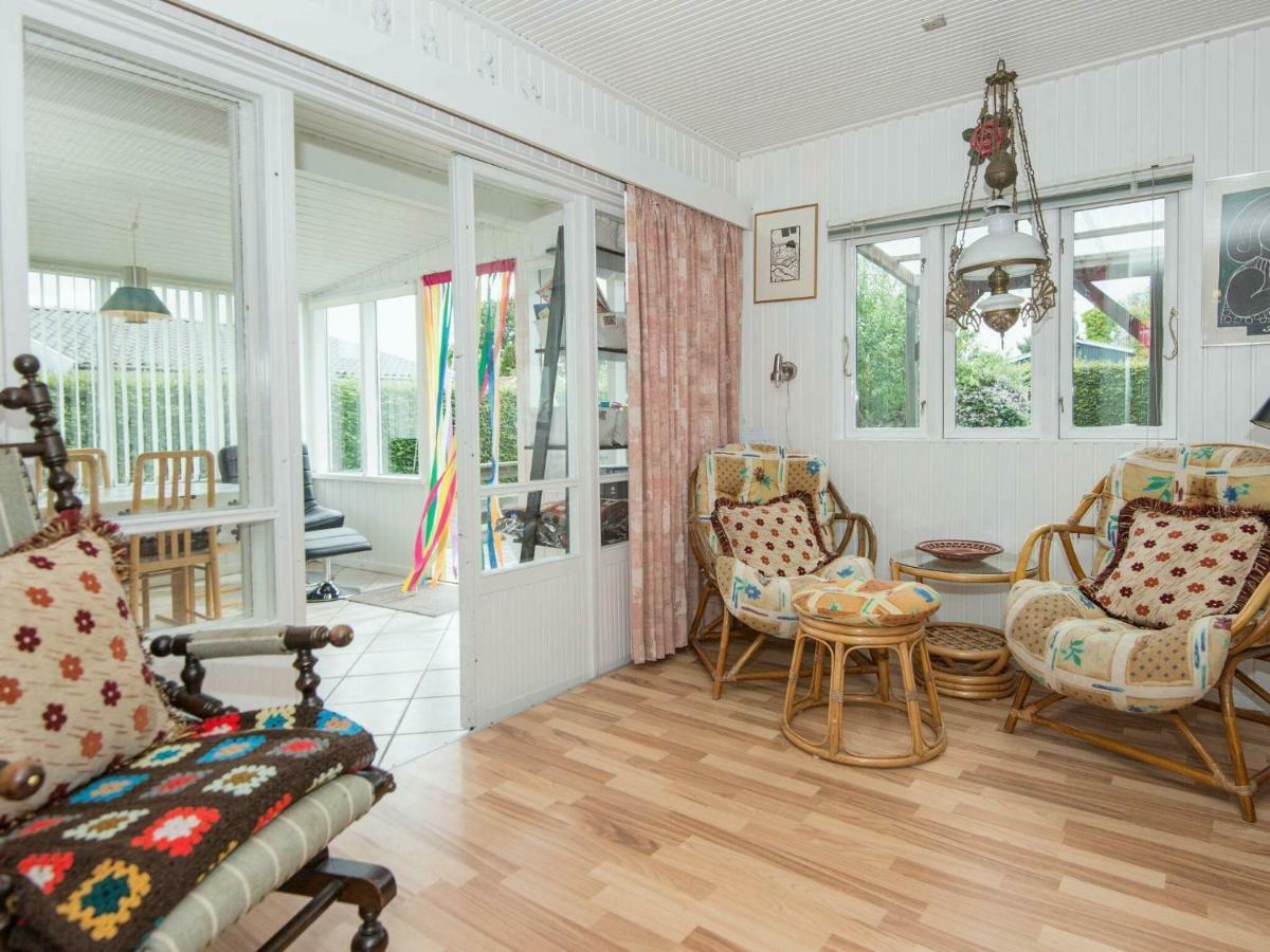 4 Person Holiday Home In 哈泽斯莱乌 外观 照片